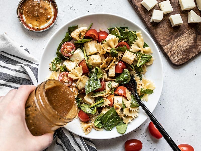 tomato mozzarella pasta