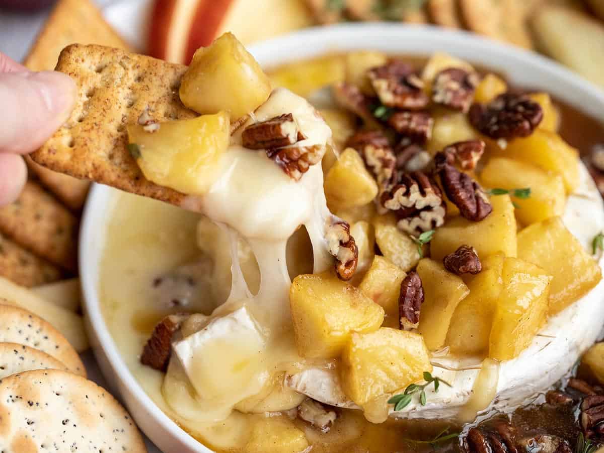 easy baked brie