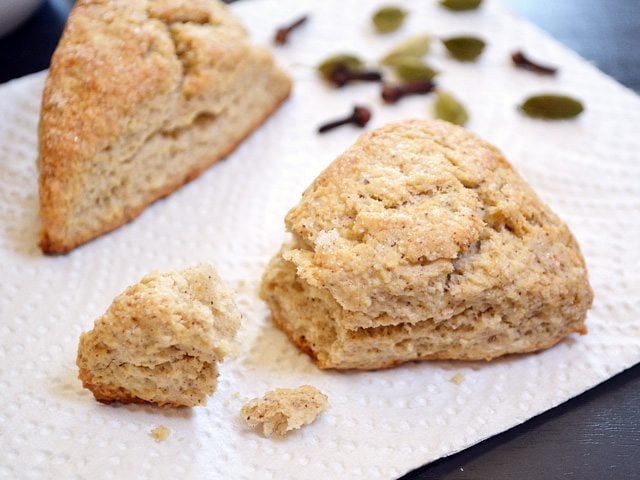 chai spiced scones