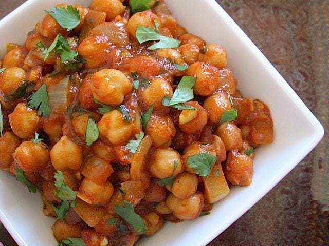 quick curried chickpeas