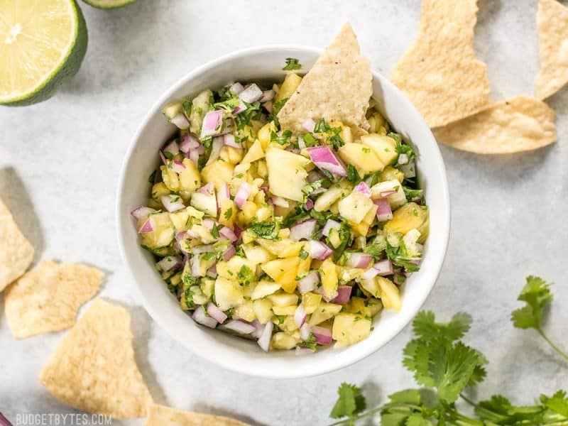 easy pineapple salsa