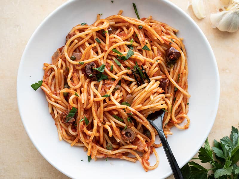 pasta puttanesca