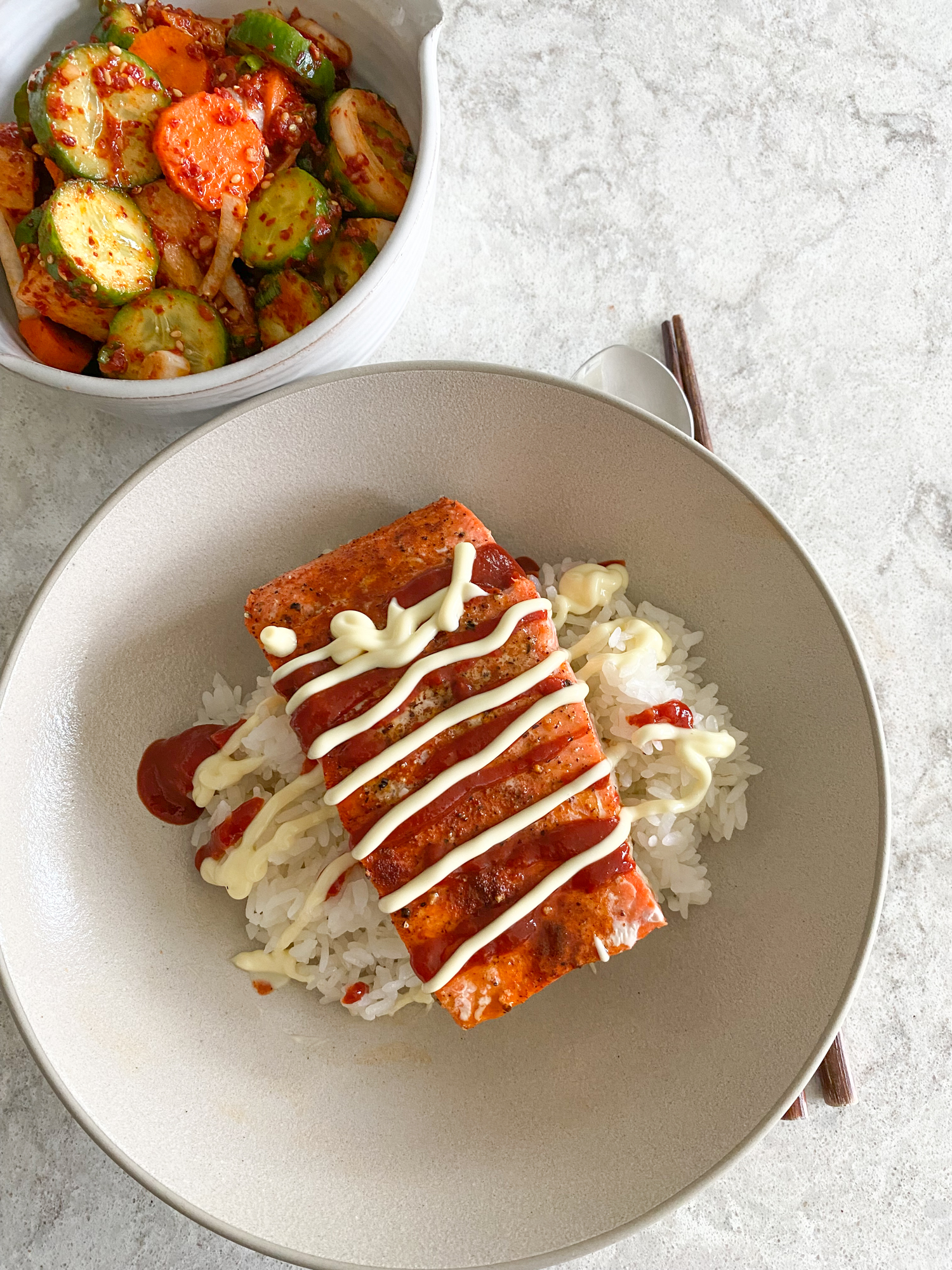 salmon rice bowl