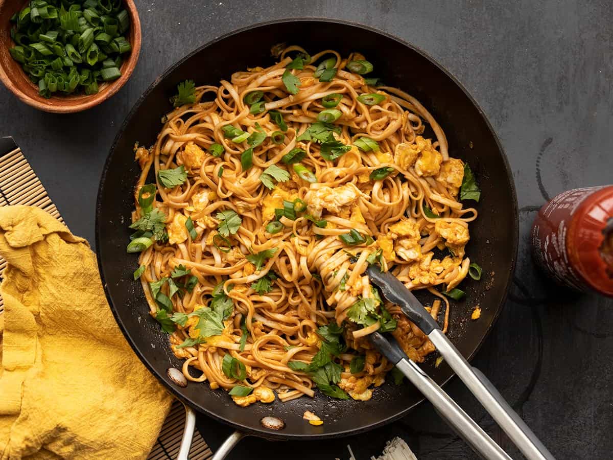 spicy sriracha noodles