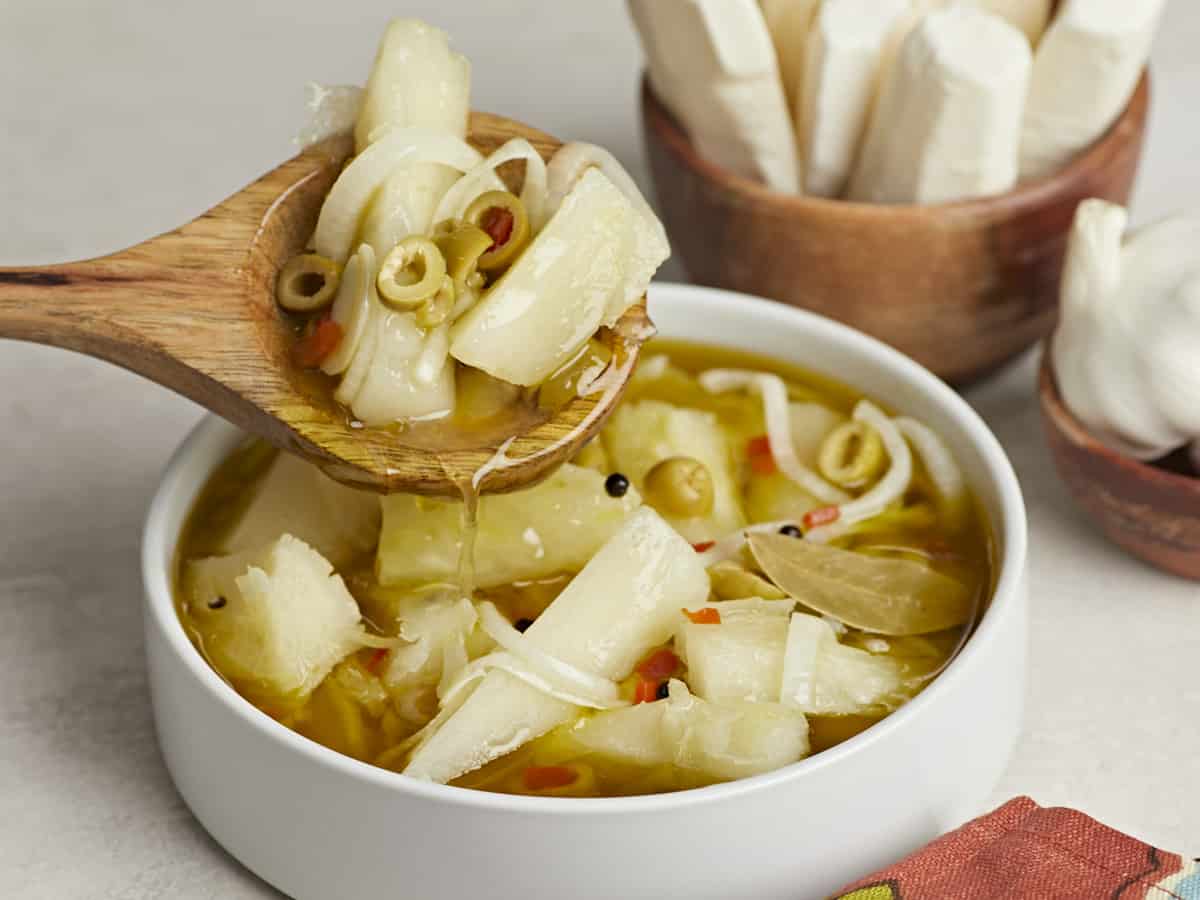 yuca escabeche