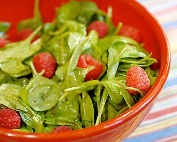 arugula salad raspberry