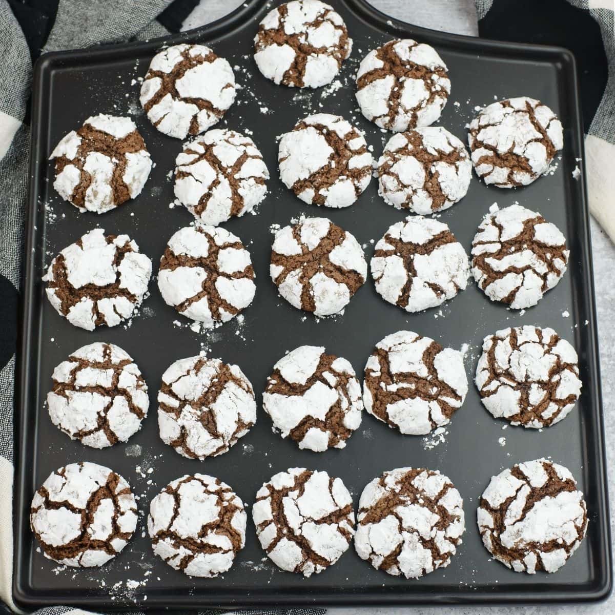 chocolate crinkle cookies