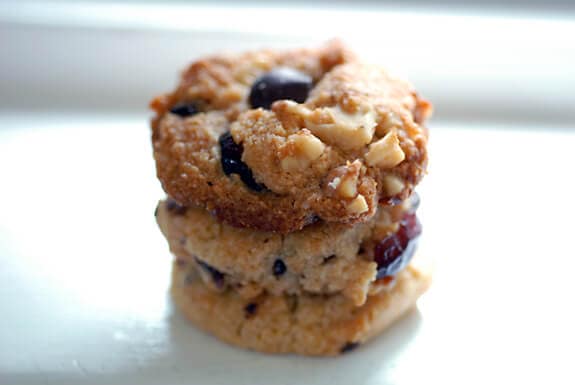 cranberry walnut chocolate