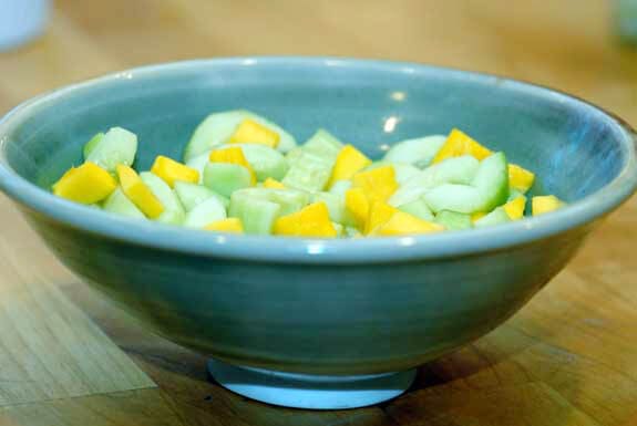 cucumber mango salad