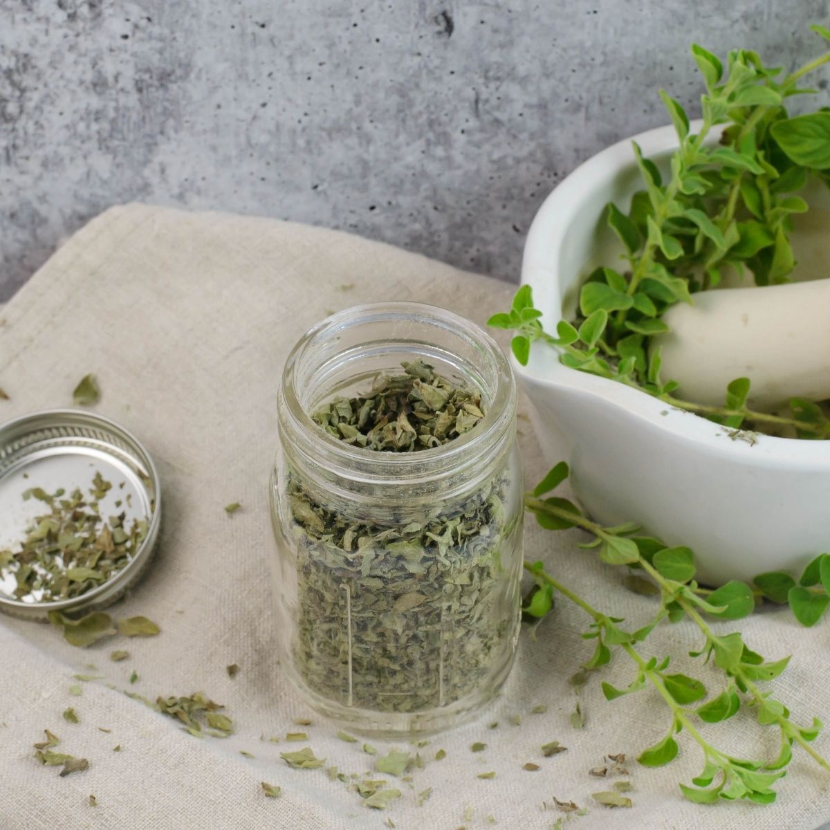 dehydrate oregano